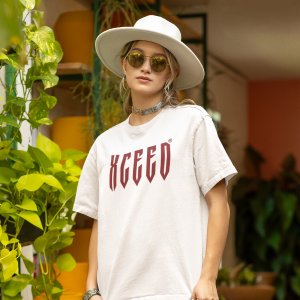 Бяла Дамска Тениска "Oversize Xceed Your Frames"